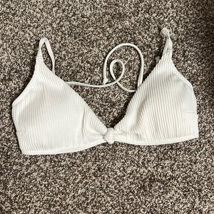 Hollister - white bikini top
